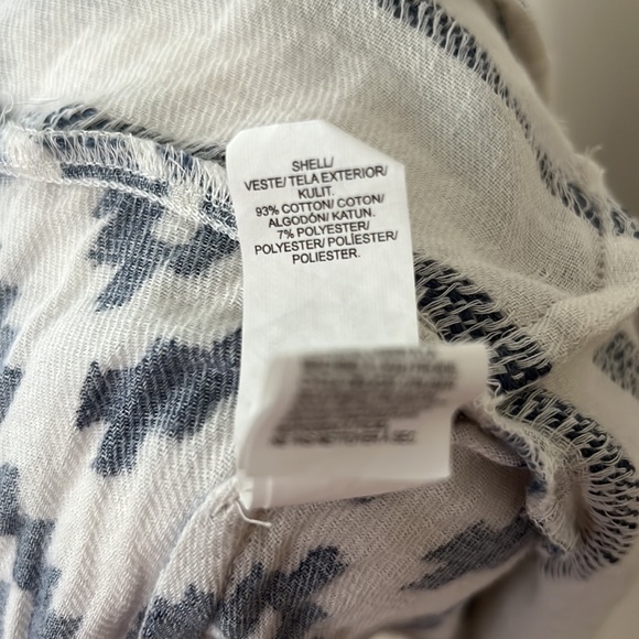 Lucky Brand tank top blue and cream diamond print women’s size medium - Picture 7 of 7